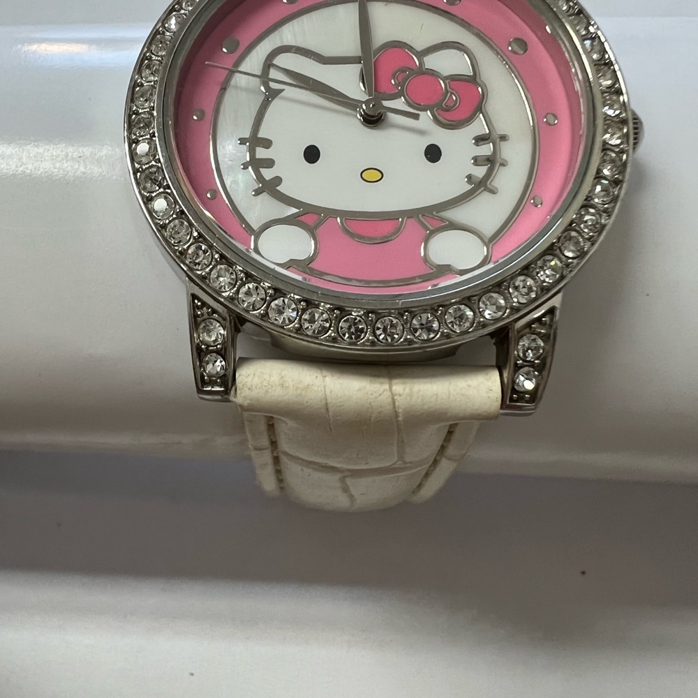 Pink Kitten watch - Picture 6 of 7